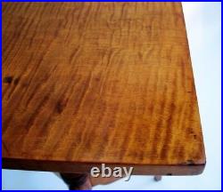 Antique Federal Furniture Curly Tiger Maple Table Candlestand Colonial American
