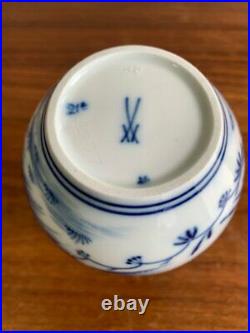 Antique Meissen Small Porcelain Vase with Landscape Figures Num 800 Rare 20th