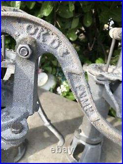 Cast Iron Vintage Style Water Pump Working water pump