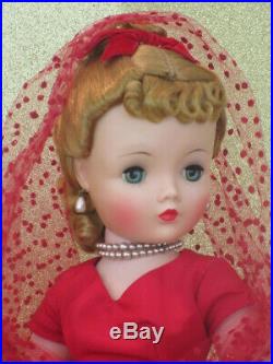 Exquisite All Original Vintage Madame Alexander Cissy Lady In Red