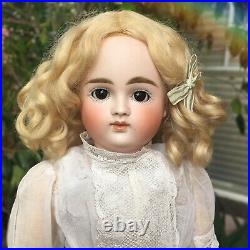 GORGEOUS! 17 Closed Mouth VII Kestner Antique Doll 1882 Original Wig Early