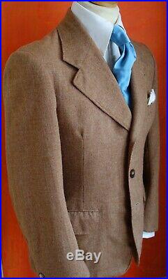 Incredible and all authentic 1930's British Vintage Town&Country Suit, 36