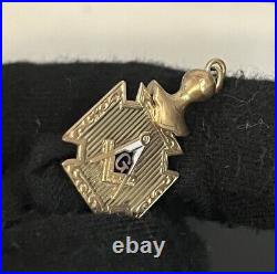 Kight 10k Gold Masonic Pendant Fob Ornate Victorian Antique 1.2 Deatiled Charm