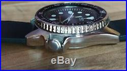 Seiko SKX013 Automatic Divers Wrist Watch for Men with original box and strap