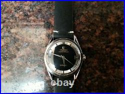 Universal Geneve Polerouter Watch very good condition and original crown