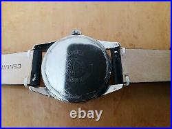 Universal Geneve Polerouter Watch very good condition and original crown