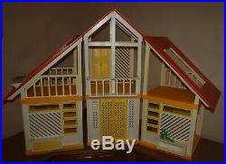 Vintage 1978 Barbie A-FRAME DREAM HOUSE Unfurnished & 90% Complete