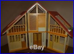 Vintage 1978 Barbie A-FRAME DREAM HOUSE Unfurnished & 90% Complete