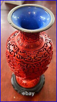 Vintage Chinese Hand Carved Cinnabar with Scenic Scene Vase with black stand