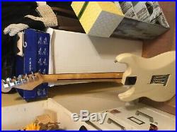 Vintage Fender Stratocaster USA Original Contour Body with Case