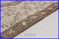 Vintage Hand-Knotted Carpet 5'10 x 9'10 Traditional Wool Area Rug