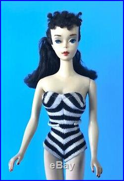 Vintage Ponytail Barbie #3 Brunette Blue Eyeliner-beautiful