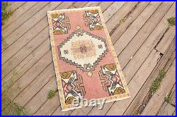 Vintage Rug 19''x35'' Small Rug Doormat 1x2 Hand Knotted Muted Wool Rug 50x91cm
