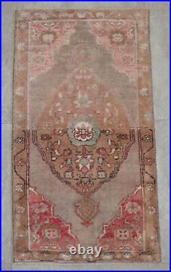Vintage Rug, Turkish Rug, Oushak Rug, Handmade Rug, Doormat, Kitchen Rug, 2 x 3