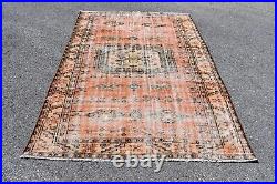 Vintage area rug, Turkish rug, Handmade rug, Wool rug, Carept 5.1 x 7.9 ft RA952