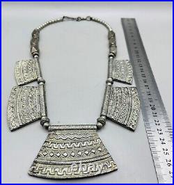 Wonderful unique Antique vintage, Stunning Silver Unique old necklace